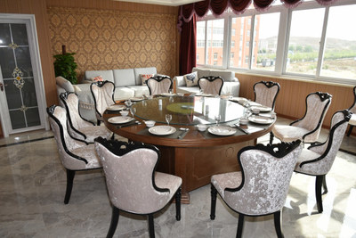 福莱春大酒店 一站式包间预定与管理服务，打造烟台商务宴请与家庭聚会的理想选择